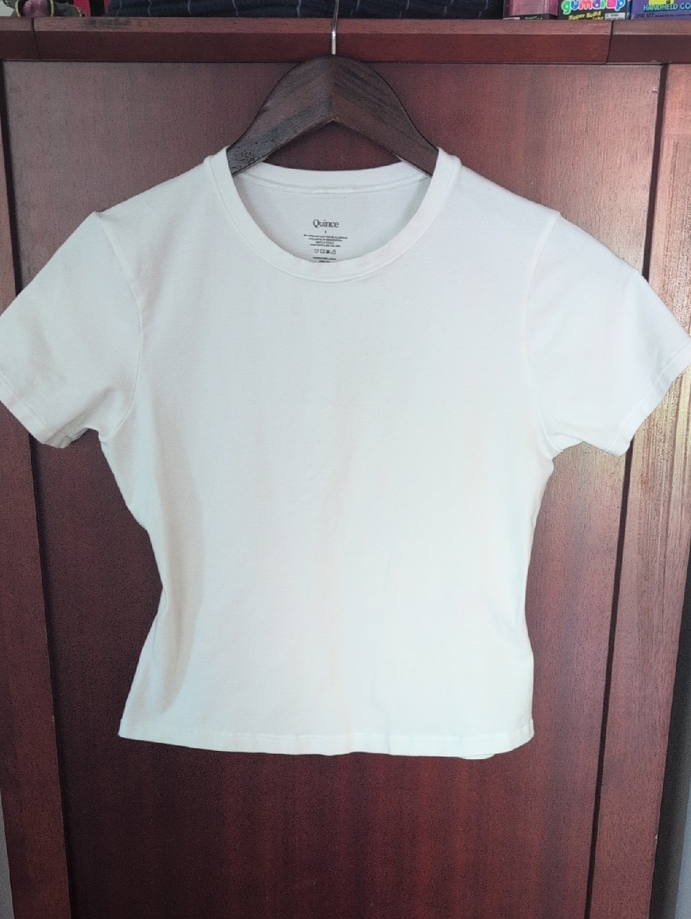 Quince White Crewneck Short Sleeve Tee — Slim Fit